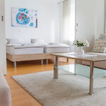 Apartma Apartamento *