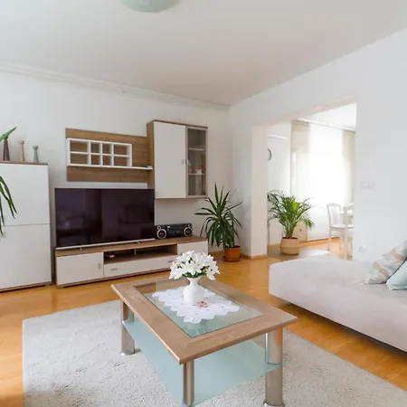 Apartma * Ormoz