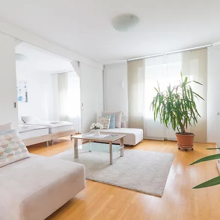 Apartma
