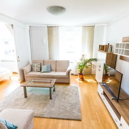 Apartma